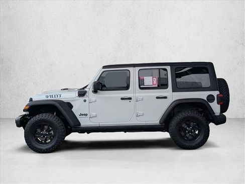Used 2024 Jeep Wrangler Willys image 8