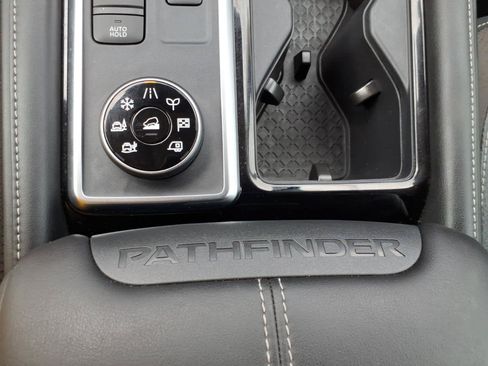 Certified 2024 Nissan Pathfinder SL AWD/4WD image 24