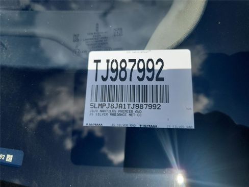 New 2026 Lincoln Nautilus Premier w/ Jet Appearance Package image 11