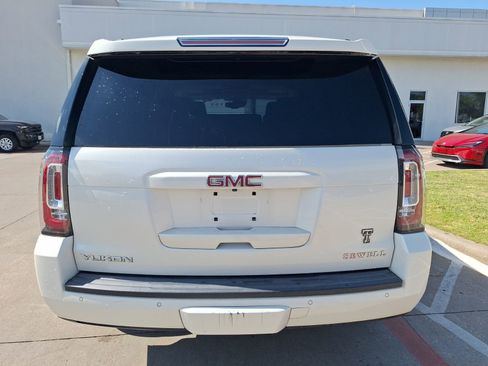 Used 2015 GMC Yukon SLT w/ Open Road Package image 5