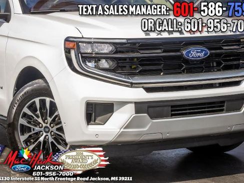 Certified 2025 Ford Expedition Platinum AWD/4WD image 2