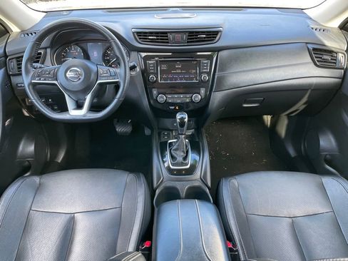 Certified 2019 Nissan Rogue SL w/ Premium Package image 10