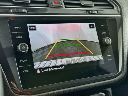 Used 2024 Volkswagen Tiguan Wolfsburg Edition FWD image 21