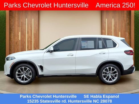 Used 2025 BMW X5 xDrive40i w/ Premium Package AWD/4WD image 29