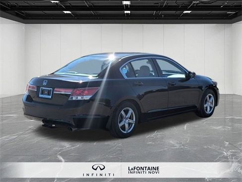 Used 2012 Honda Accord LX image 5