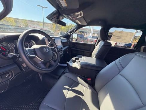 New 2025 RAM 3500 Tradesman w/ Chrome Appearance Group image 18