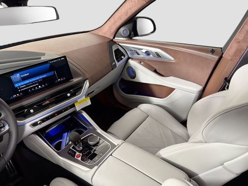 New 2026 BMW XM Label Red image 23