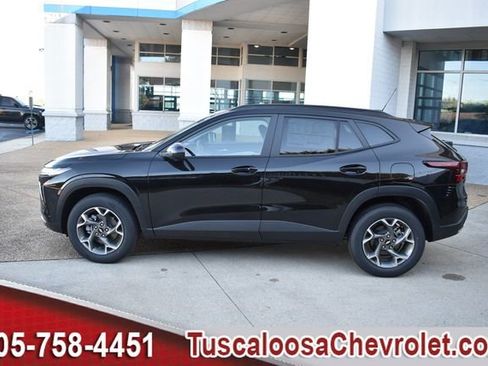 New 2026 Chevrolet Trax LT w/ LT Convenience Package image 6