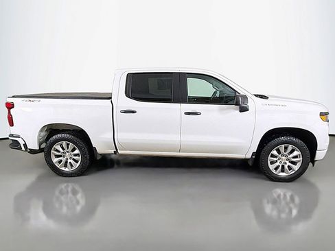 Used 2022 Chevrolet Silverado 1500 Custom image 12
