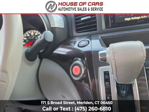 Used 2016 Nissan Quest SV w/ Leather Package FWD image 28