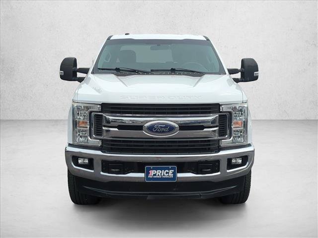Used 2018 Ford F350 XLT w/ Camper Package AWD/4WD image 2