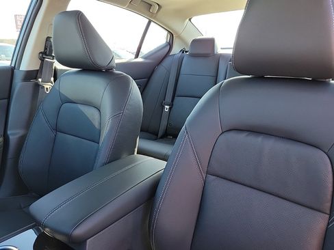 New 2025 Nissan Altima 2.5 SL image 13