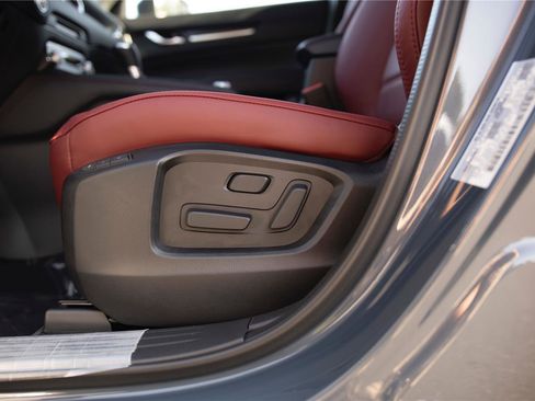 New 2025 MAZDA CX-5 Carbon Edition image 23