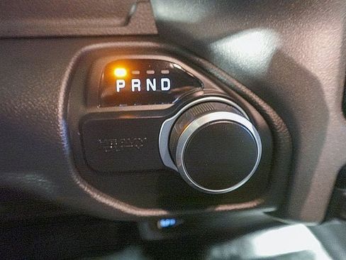 Used 2023 RAM 3500 Tradesman w/ Convenience Group image 20