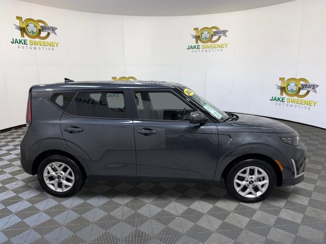 Certified 2025 Kia Soul LX w/ LX Technology Package FWD image 11