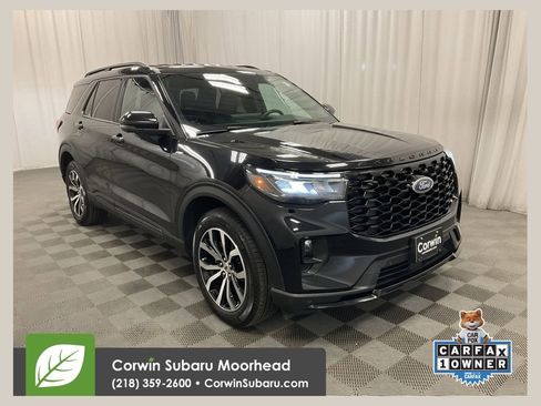 Used 2025 Ford Explorer ST-Line image 1