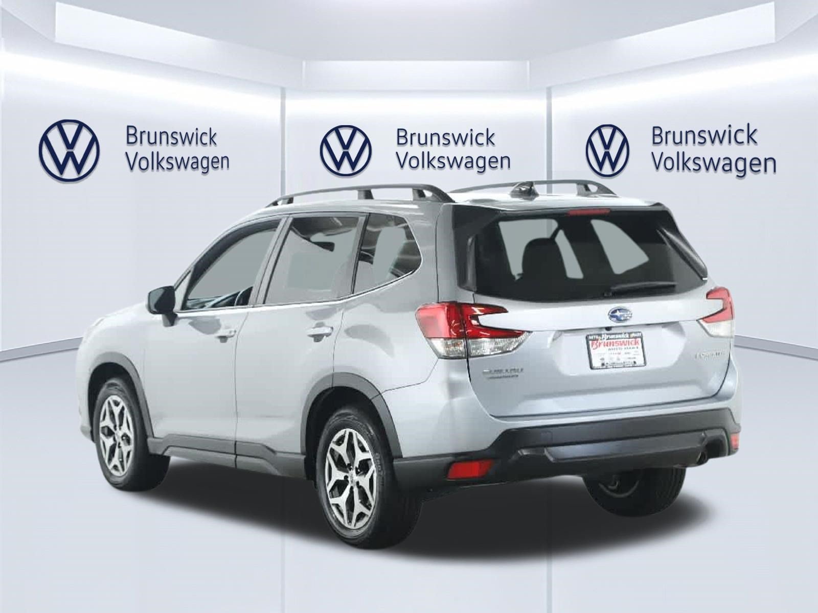 Certified 2024 Subaru Forester Premium AWD/4WD image 44