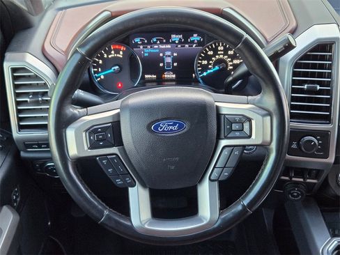 Used 2021 Ford F250 Platinum image 18