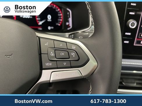 New 2026 Volkswagen Taos SEL image 12