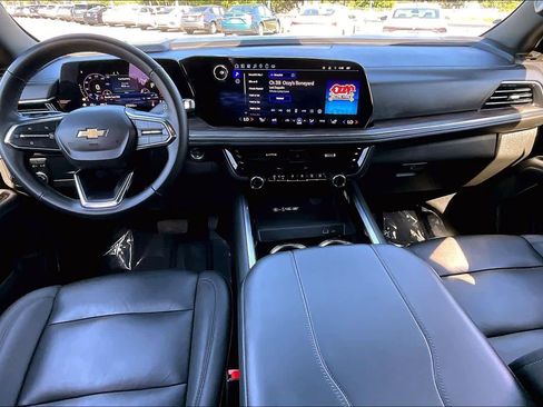 Used 2025 Chevrolet Tahoe LT AWD/4WD image 15