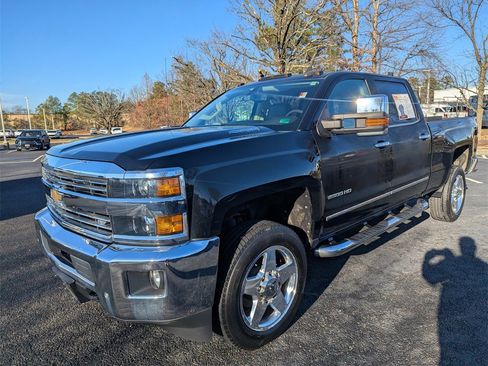Used 2015 Chevrolet Silverado 2500 LTZ w/ Duramax Plus Package image 4
