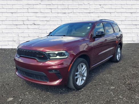 Used 2023 Dodge Durango GT image 4