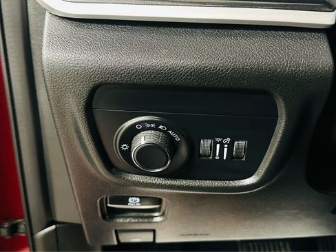 Used 2022 Jeep Grand Cherokee L Altitude image 14