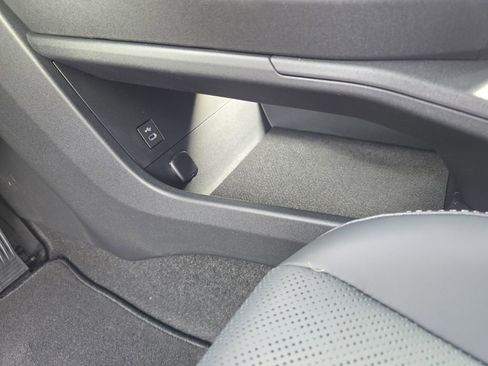 New 2026 Subaru Solterra Premium image 21