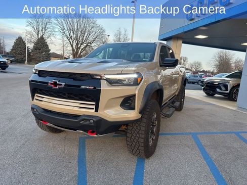 Used 2024 Chevrolet Colorado ZR2 image 3