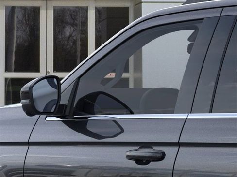 New 2025 Ford Expedition Active image 20