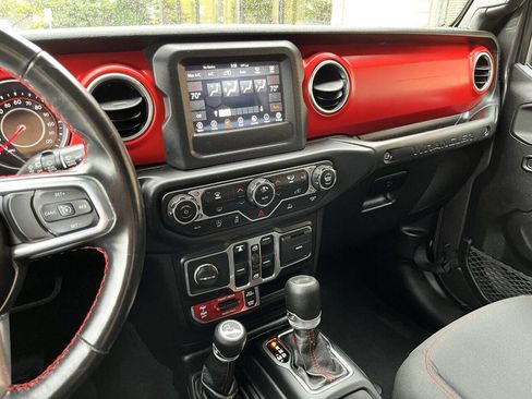 Used 2021 Jeep Wrangler Unlimited Rubicon image 32