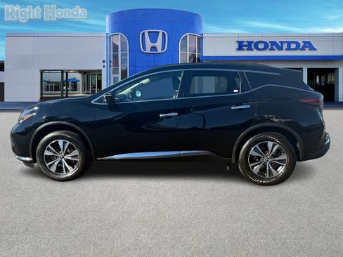 Used 2023 Nissan Murano SV image 3
