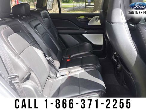 Used 2023 Lincoln Aviator Reserve w/ Equipment Group 201A image 35