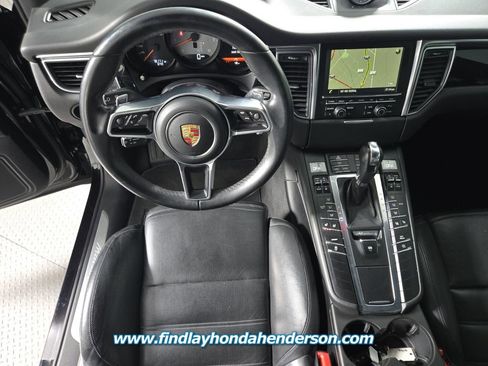 Used 2015 Porsche Macan S image 12