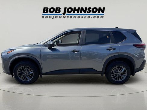 Used 2023 Nissan Rogue S AWD/4WD image 6