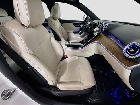 Used 2023 Mercedes-Benz C 300 Sedan image 27