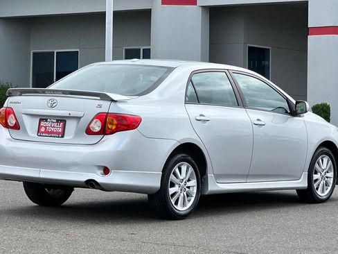 Used 2010 Toyota Corolla S FWD image 2