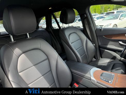 Certified 2022 Mercedes-Benz GLC 300 4MATIC image 30