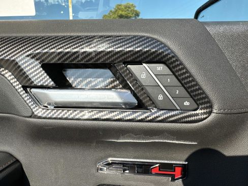 New 2026 GMC Sierra 1500 AT4 w/ Technology Package AWD/4WD image 23