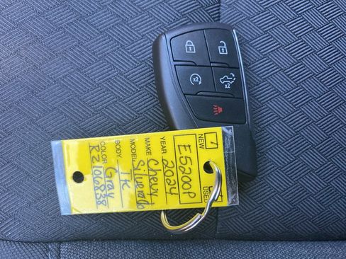 Used 2024 Chevrolet Silverado 1500 LT image 25