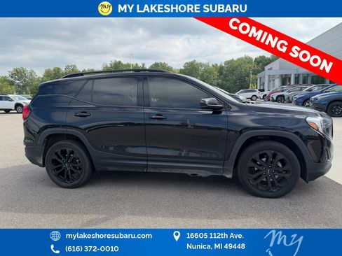Used 2020 GMC Terrain SLE w/ Driver Convenience Package AWD/4WD image 8
