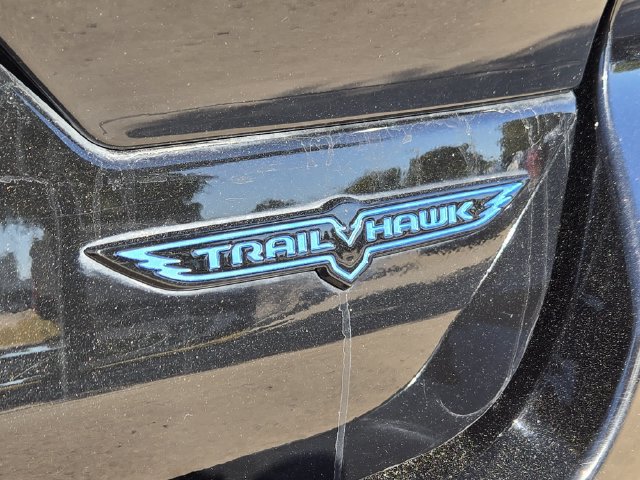 Used 2023 Jeep Grand Cherokee Trailhawk w/ Advanced Protech Group II AWD/4WD image 12