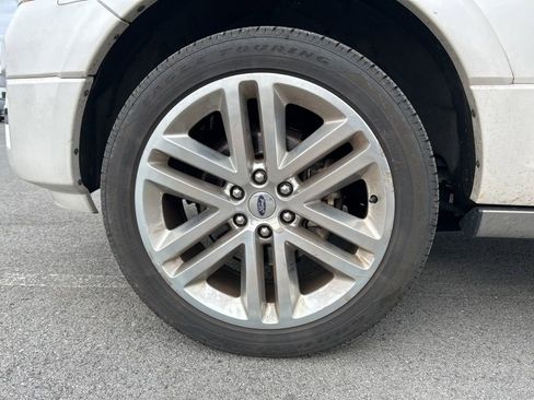 Used 2016 Ford Expedition EL Platinum image 9