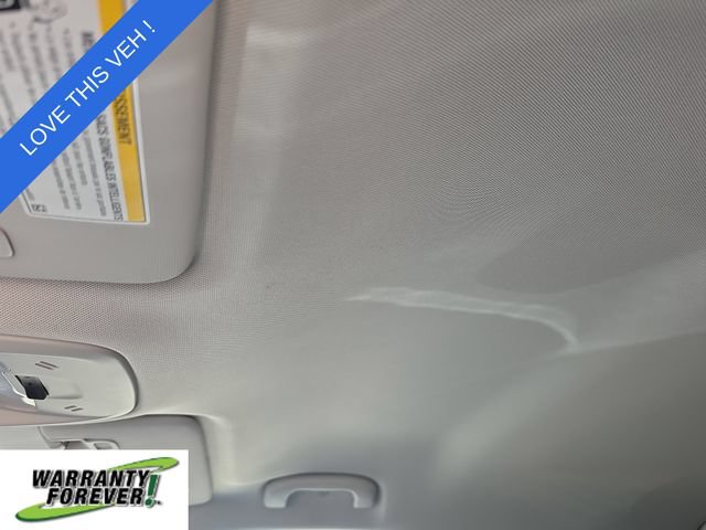 Used 2025 Chevrolet Trax LT w/ LT Convenience Package FWD image 29