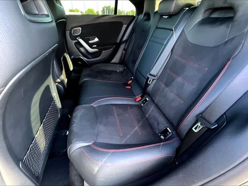 Used 2025 Mercedes-Benz CLA 250 image 20