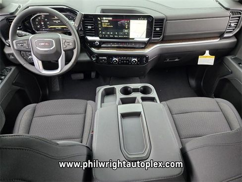 New 2026 GMC Sierra 1500 Elevation w/ LPO, Elevation Black Package image 13