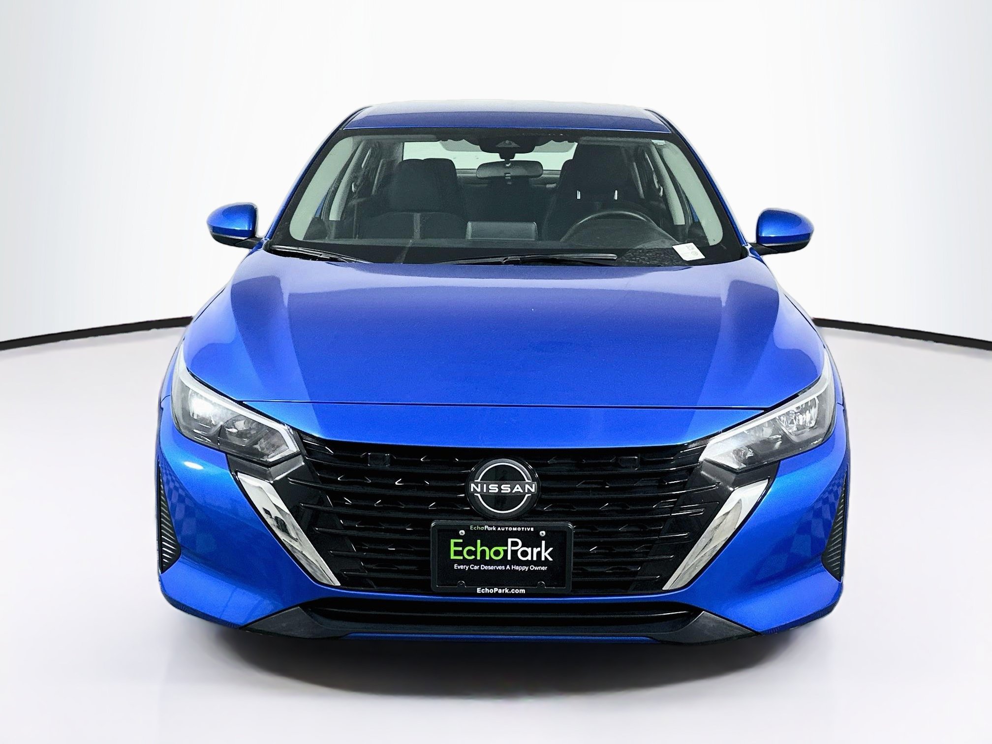 Used 2025 Nissan Sentra SV FWD image 2