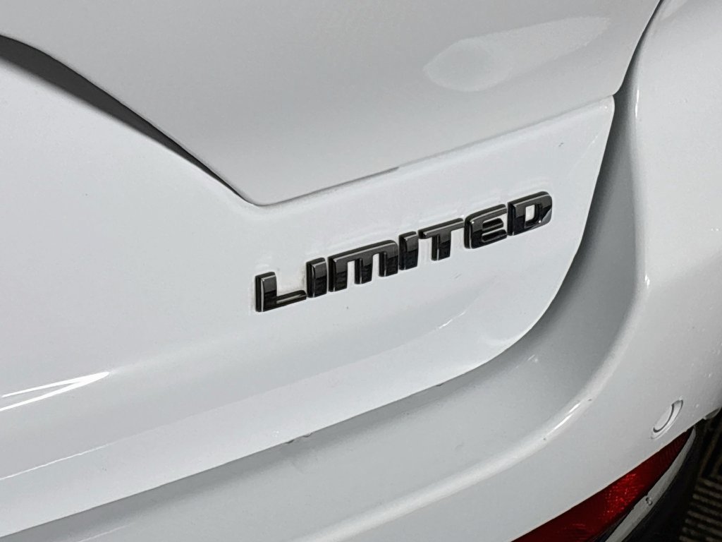 Certified 2023 Jeep Grand Cherokee Limited AWD/4WD image 26