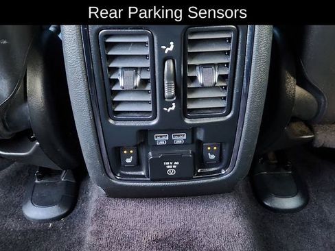 Used 2016 Jeep Grand Cherokee Limited w/ Luxury Group II image 27