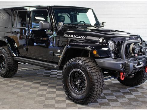 Used 2017 Jeep Wrangler Unlimited Rubicon w/ Dual Top Group AWD/4WD image 1